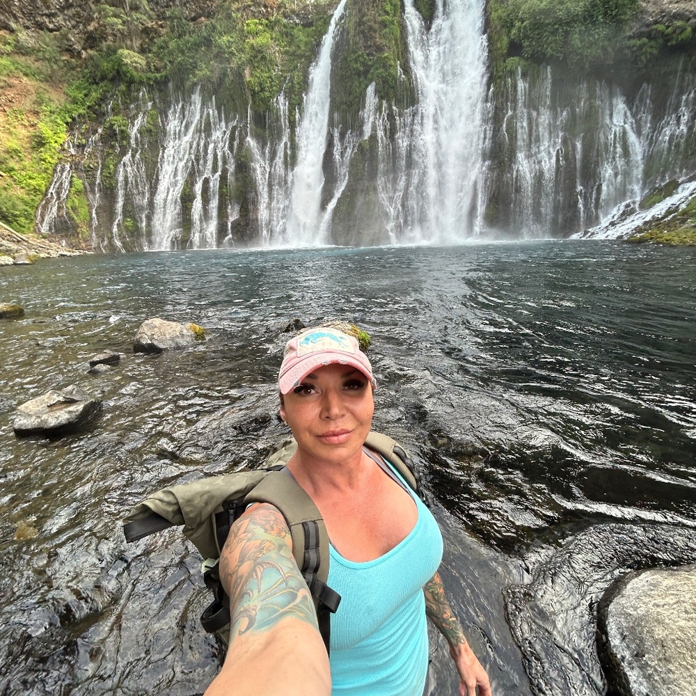 Meet your Posher, Jolie